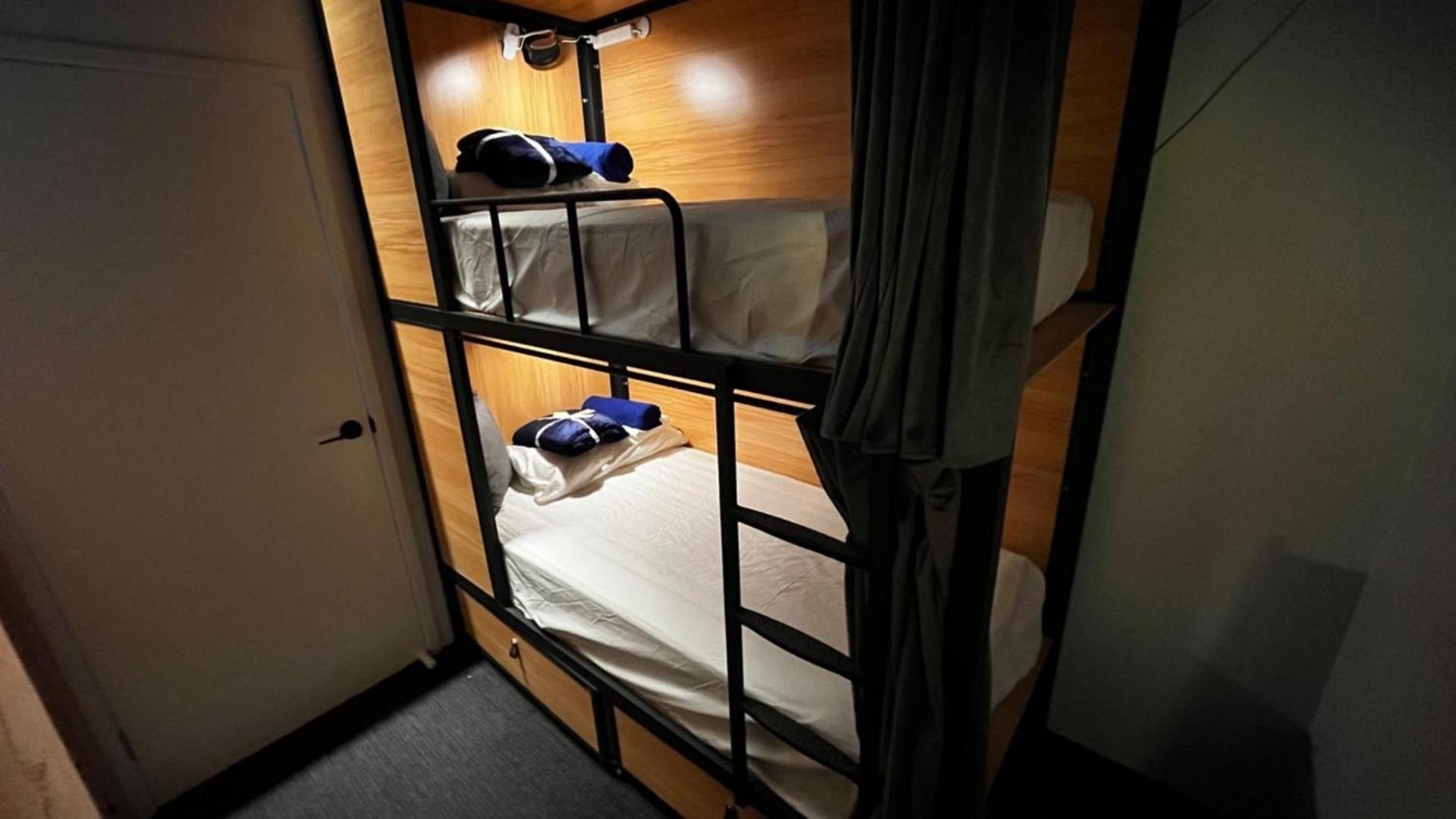 Capsuleaccom Hostel Gold Coast Luaran gambar